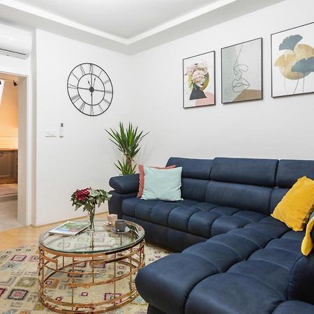 Design 1Bdr Loft Near Kvaternik Square Apartment Zagreb Luaran gambar