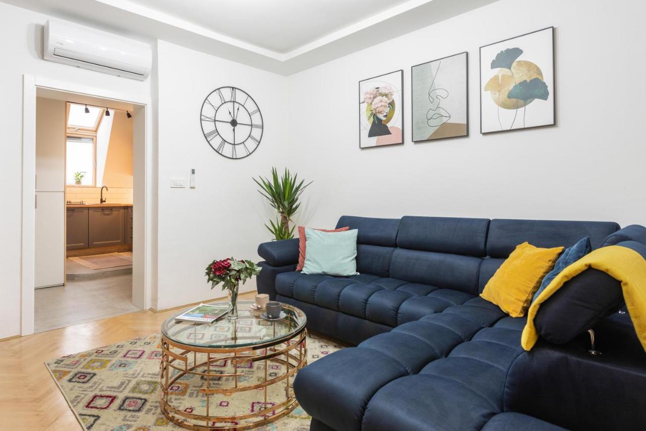 Design 1Bdr Loft Near Kvaternik Square Apartment Zagreb Luaran gambar