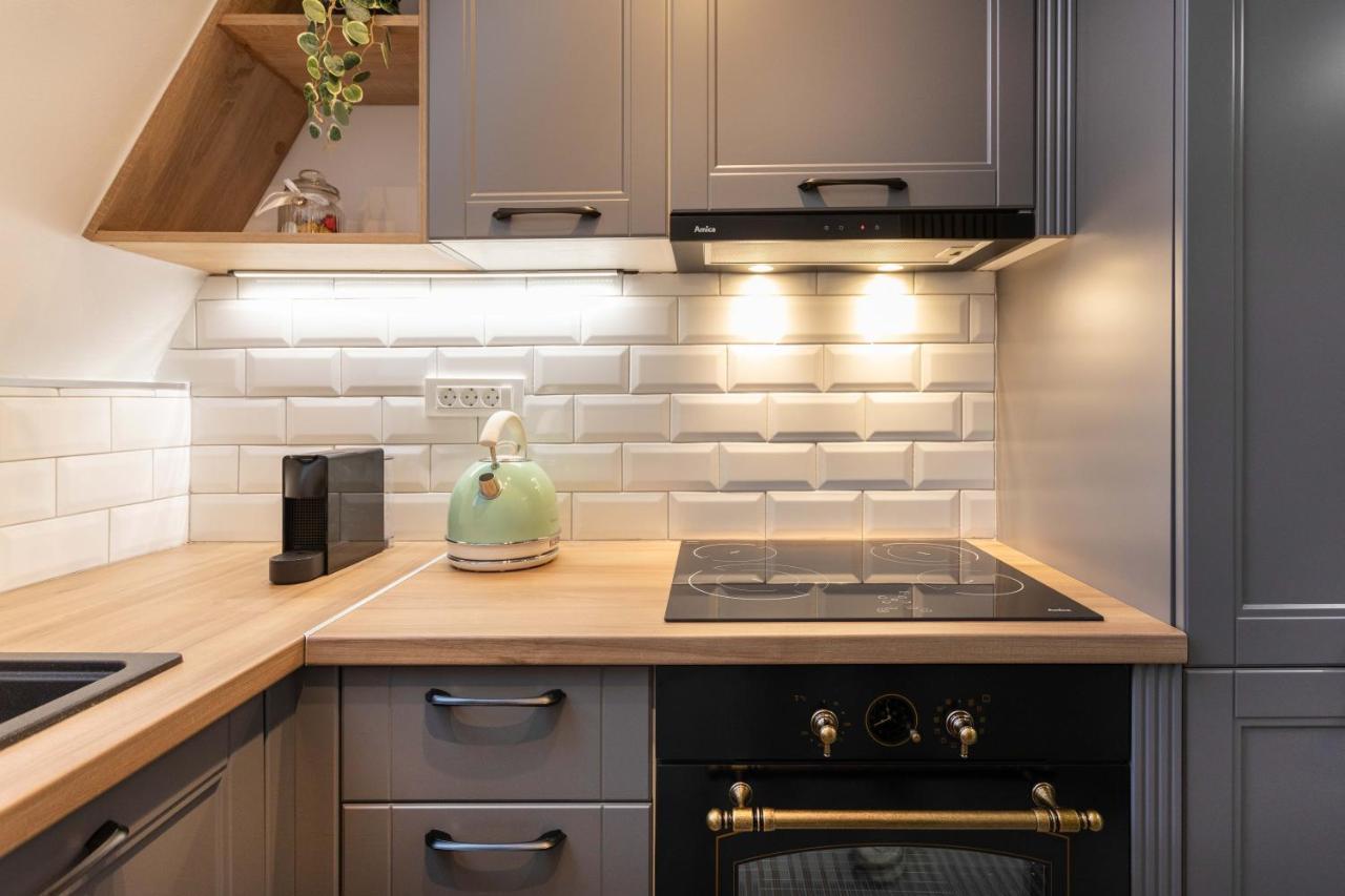 Design 1Bdr Loft Near Kvaternik Square Apartment Zagreb Luaran gambar