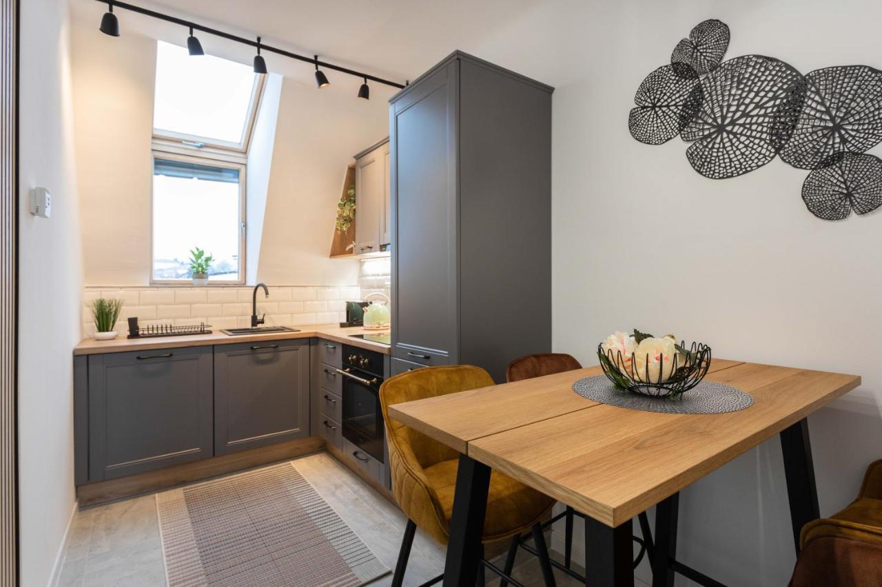 Design 1Bdr Loft Near Kvaternik Square Apartment Zagreb Luaran gambar